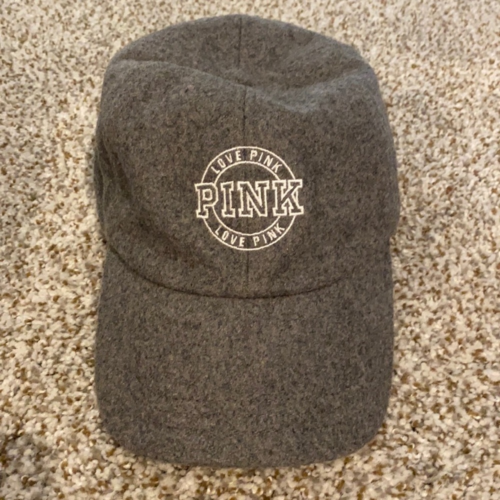 VS PINK HAT